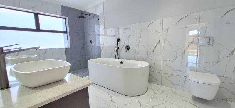 3 Bedroom Property for Sale in Hartenbos Heuwels Western Cape